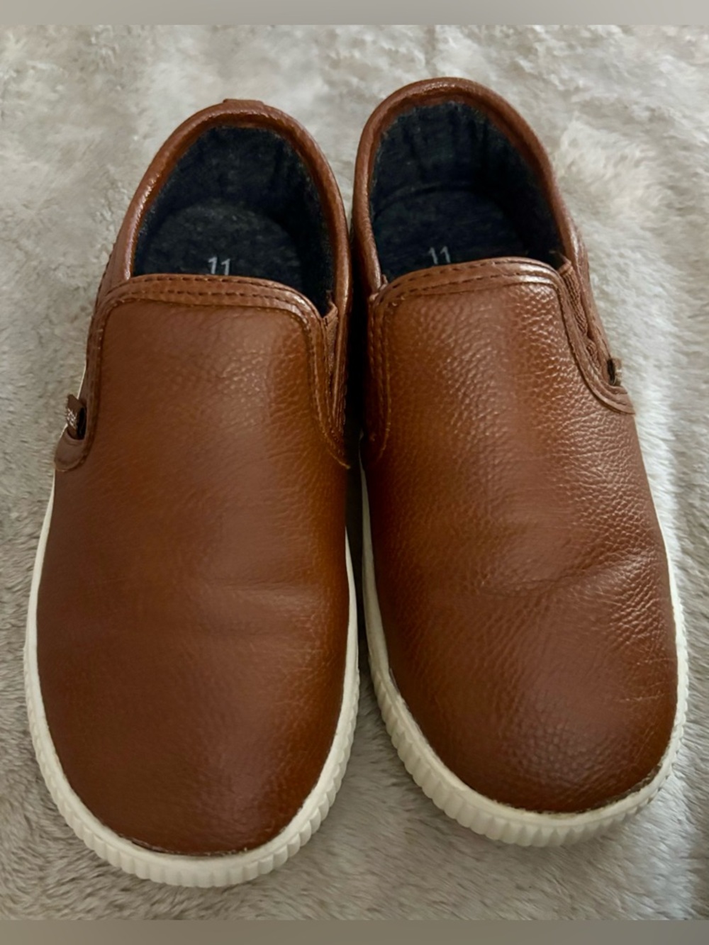 Carter's Toddles Boys Ricky  Slip-On Shoe Casual Loafers with Cream Sole Size 11